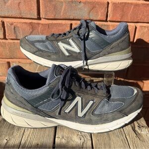 New Balance 990v5 Made In USA Men's Size 12.5 D Shoes Navy Blue Castlerock Gray